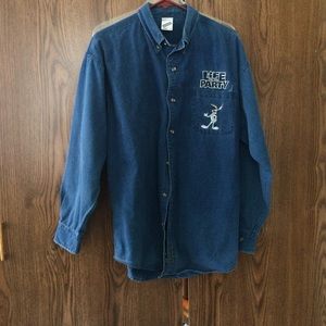Warner Brothers denim blue shirt adult L with Bugs Bunny on the pocket